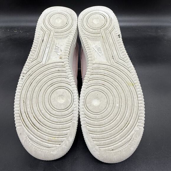 Nike Women's size 9.5 Air Force 1 ‘07 Low Athletic Shoes Violet CT1989-001 - Picture 7 of 7
